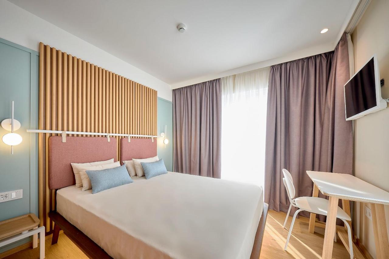 Hotel Leonor Conil Conil De La Frontera Dış mekan fotoğraf